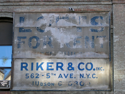 Lofts for Rent – Canal Street, NYC 2005. Posted on February 11, 